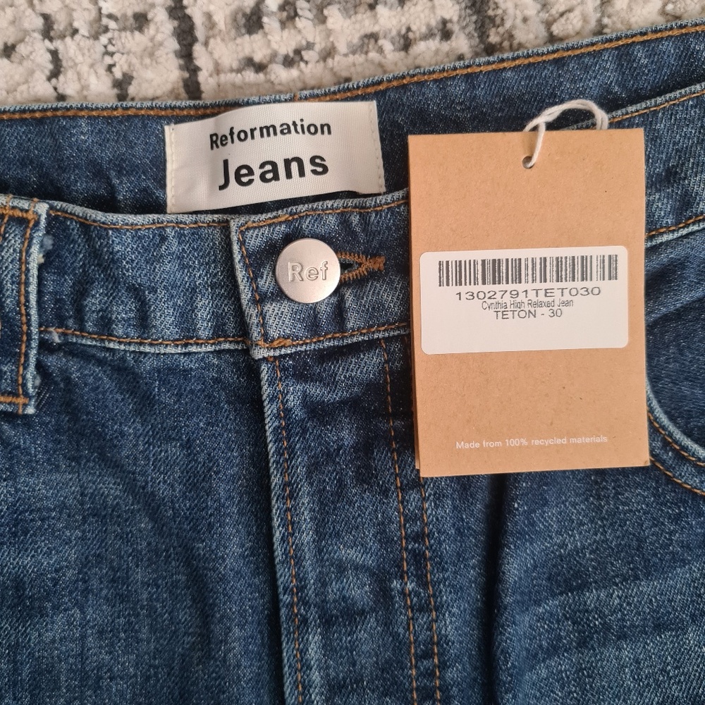 Reformation Cynthia High Rise Jeans In Teton. Size 30. New With Tags.